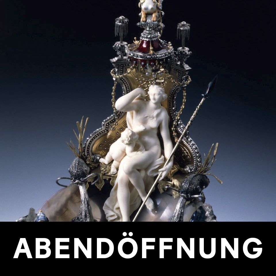 Blaue Stunde, die Abendöffnung im Grünen Gewölbe. Als Titelbild die Zierschale mit dem Bad der Diana
© SKD